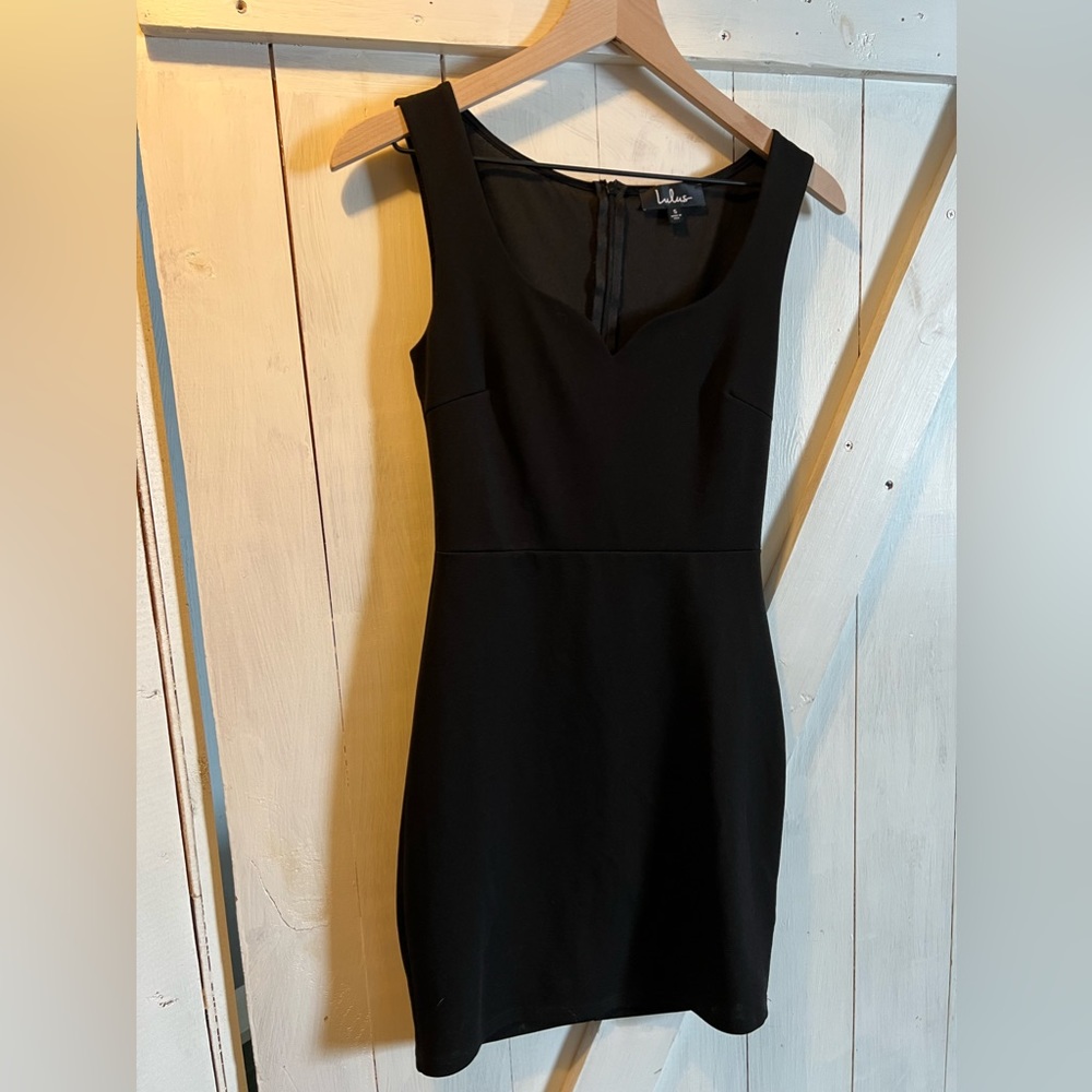 Lulus black dress